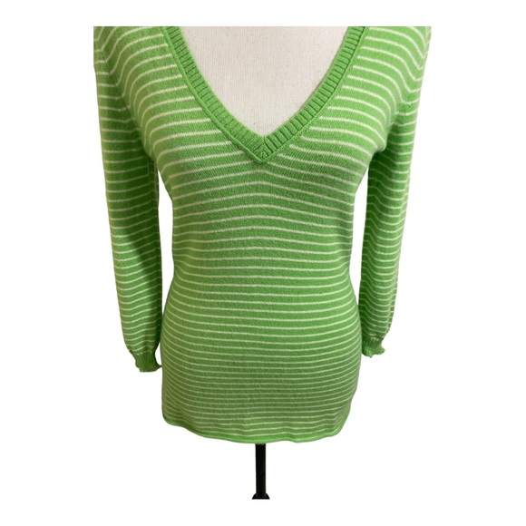 J crew womens V-neck striped cashmere sweater size Small green and white. - Picture 2 of 10